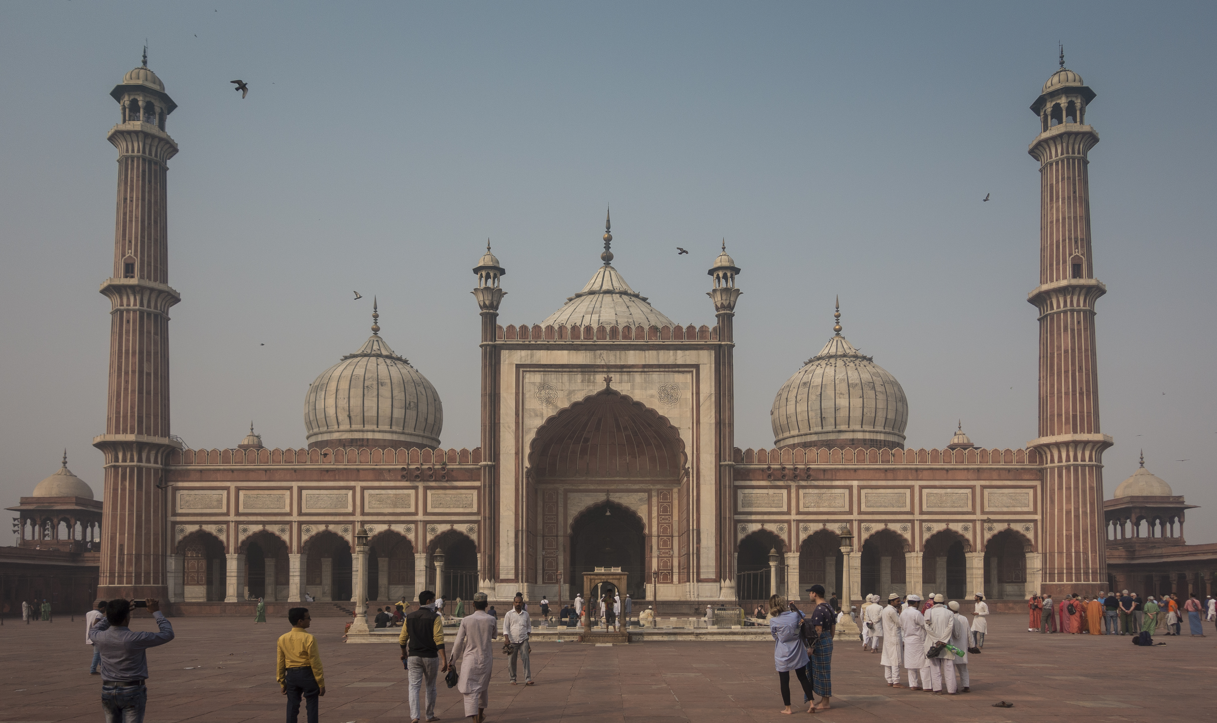 India: Delhi y la tumba que inspiró el Taj Mahal. - Viaje de 20 días por India y Nepal, con breve escala en Abu Dhabi. (2)