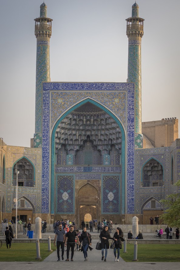 Diario de Irán (4): Fereni, Dordor y un autobús hacia Shiraz.