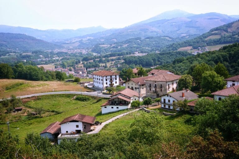 Qué ver en el Valle del Baztán y los pueblos más bonitos del País Vasco francés